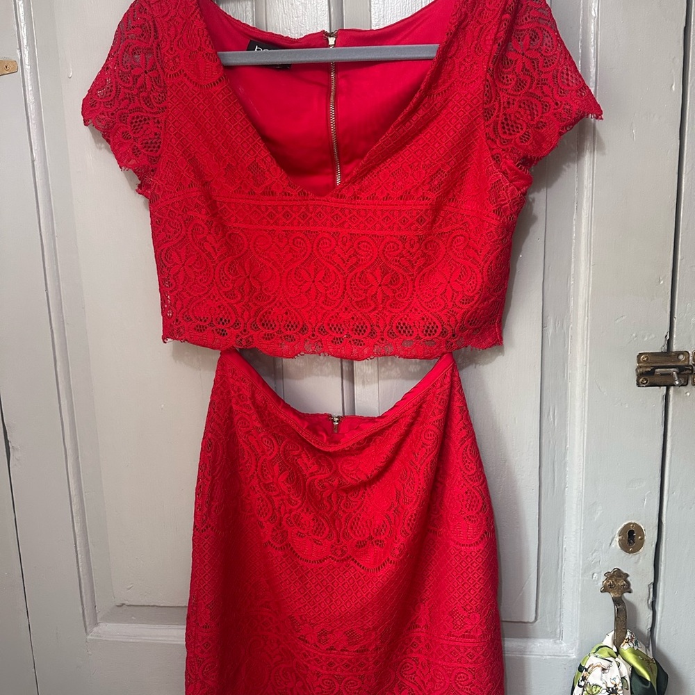bebe Vibrant Red Lace 2 piece set - Picture 2 of 7